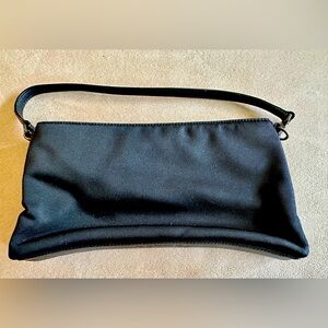 Coach Vintage Black Nyon Mercer Demi
Small Bag